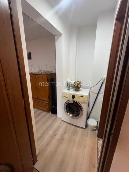 De vânzare – Apartament 3 camere, semi confort I - 2