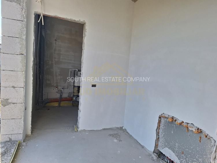 CASA P+1+M-185 MP -5 CAM-4 BAI-METROU BERCENI - 41
