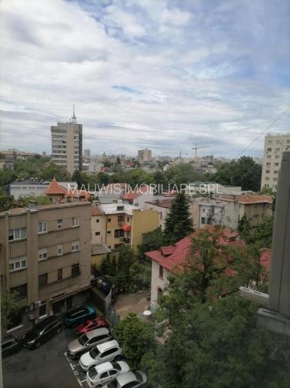 Piata iancului-Gura de metrou- 260 euro bloc mixt - 2