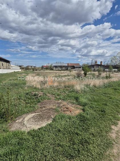 Terenuri alipite intravilane zona Brosteni ,Tarlaua 33 - 4