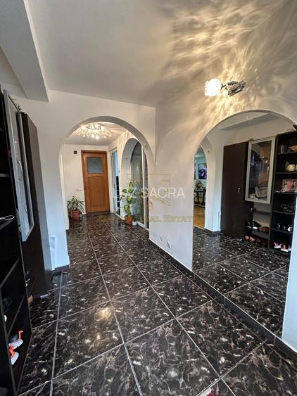 Vanzare-Vila-6 camere - Dobroesti-Lac - 5