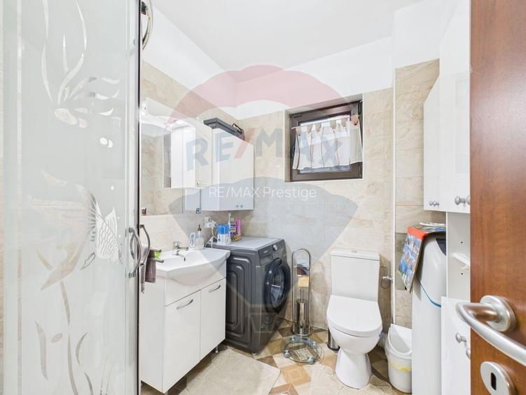 Casă / Vilă cu 5 camere de vânzare în zona Central - 14