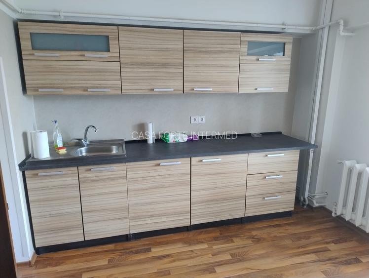 Apartament cu 2 camere Trocadero  450 euro - 23