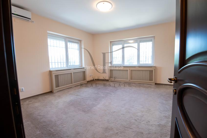 Vila EXCLUSIVISTA PREMIUM 22 camere 8bai lift piscina sauna panouri fotovoltaice - 57