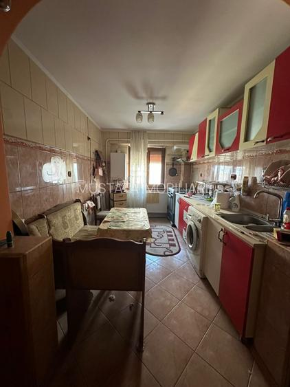 Apartament 3 camere decomandat, zona Obor, etaj 2. - 4