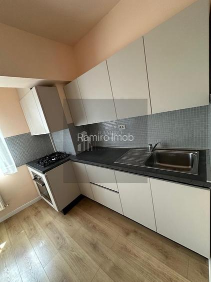 Apartament 3 camere, decomandat Baneasa - 12