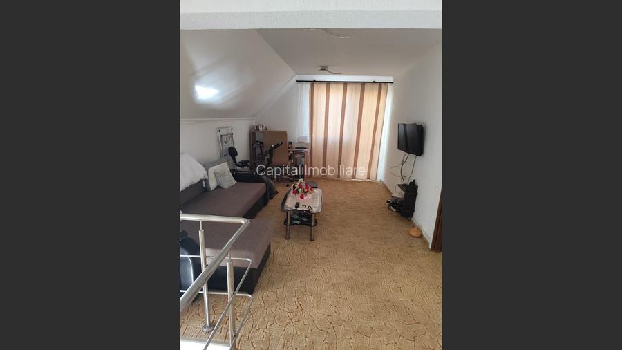 Casa Strejnicu: 150m², 3 dormitoare, 2 băi, 2 garaje
 - 12