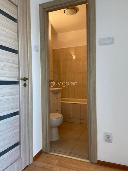 Ap,3 Camere lux- Inchiriere P-ta Victoriei Guvern-Metrou Victoriei- Comision 0%- - 9