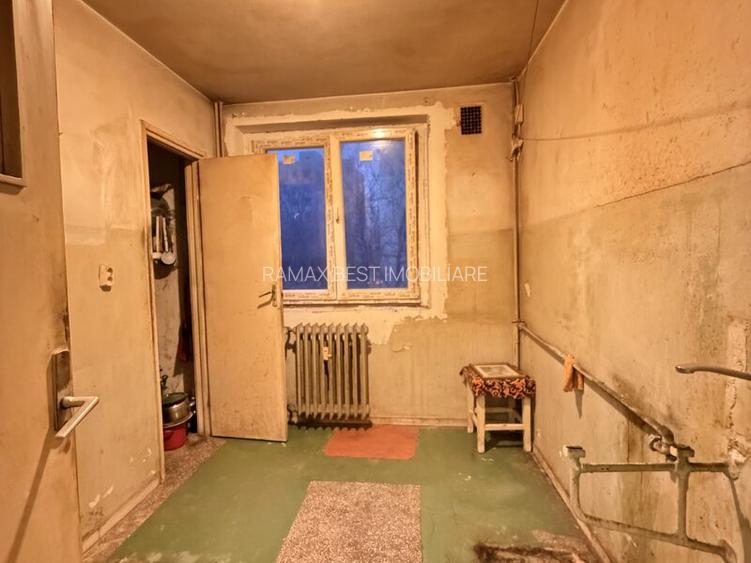 Titan-langa metrou-3 camere decomandat - 6