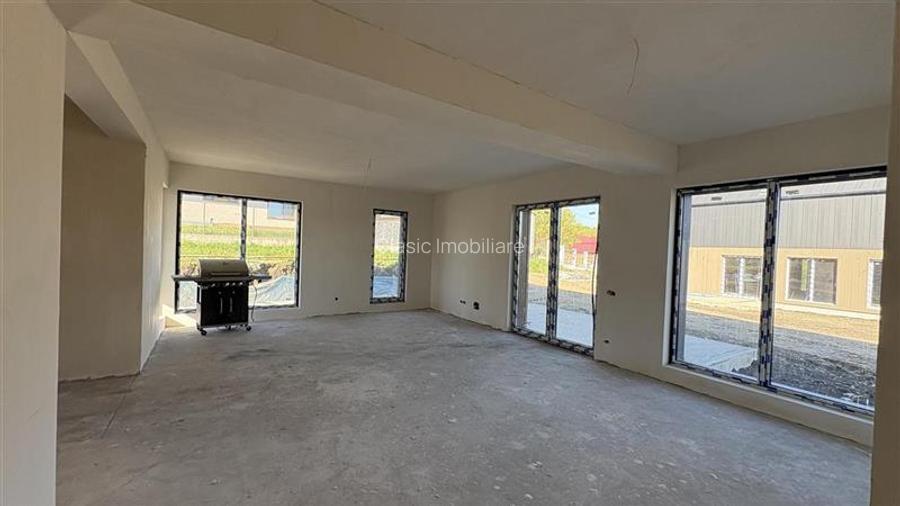 Vanzare casa individuala 4 camere teren 500 mp in Tureni jud Cluj - 2