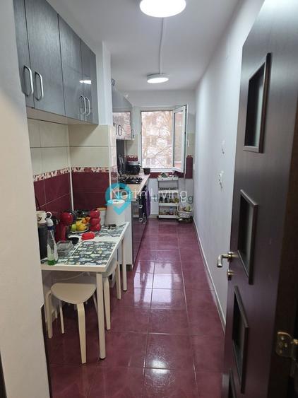 Apartament 3 camere, 50 mp, Lacul Tei, etaj 5, parcare - 4