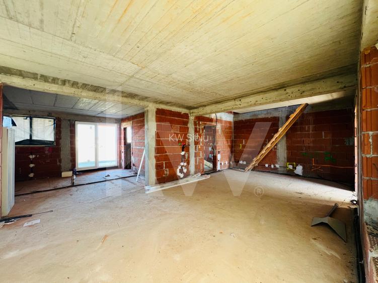 Casa unifamilială mare 5 cam, garaj, curte. Întabulată. Fughiu Oradea - 41