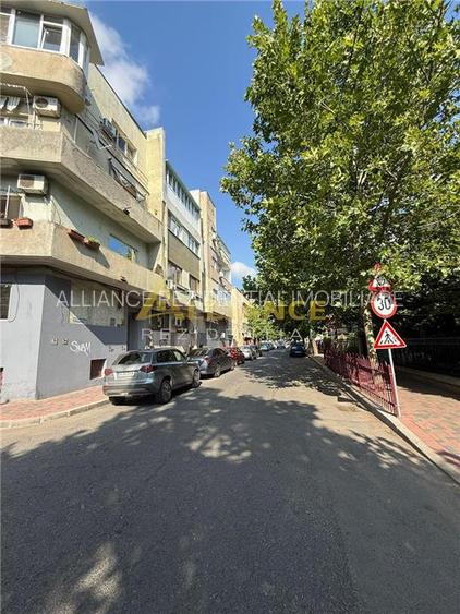 Apartament 2 camere etaj 1 zona Unirii centrala perfect pentru locuit sau invest - 18