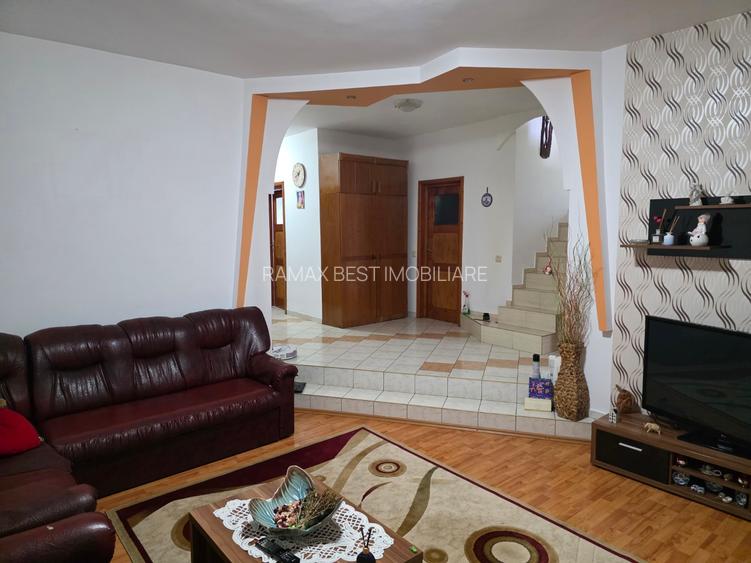 Nicolae Grigorescu, 10 minute metrou si parc IOR, pe strada Malva, - 6