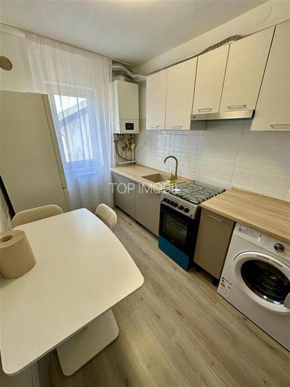Vanzare apartament 2 camere Podu Ros - intermediar fara risc - 6