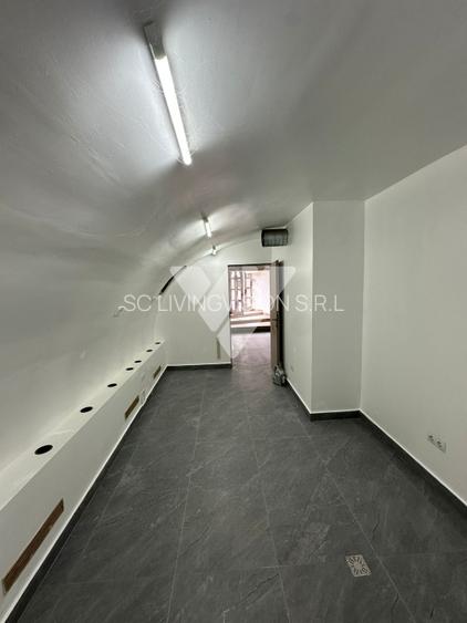 Spatiu comercial 55 mp de vanzare in zona Centrala Sibiu - 3