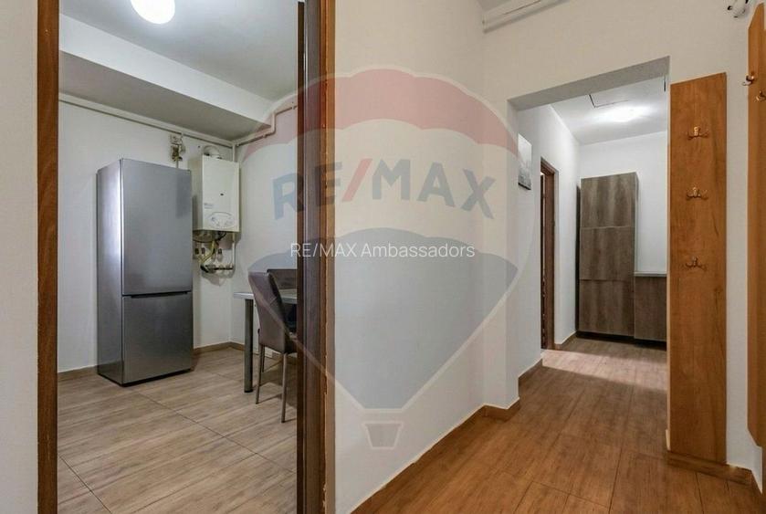 Apartament spațios cu 3 camere, 61 mp, mansardă în zona Lipovei - 4