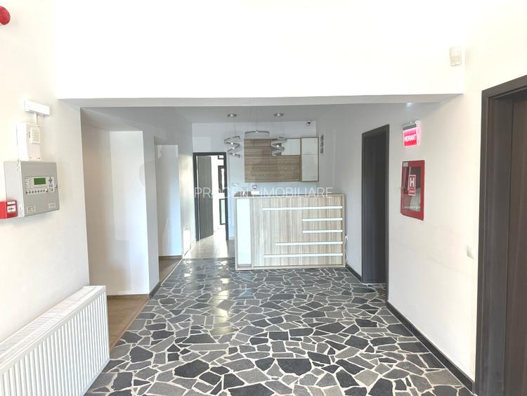 Cladire renovata, pretabila pentru hotel, pensiune, retreat, centru, etc  - 2