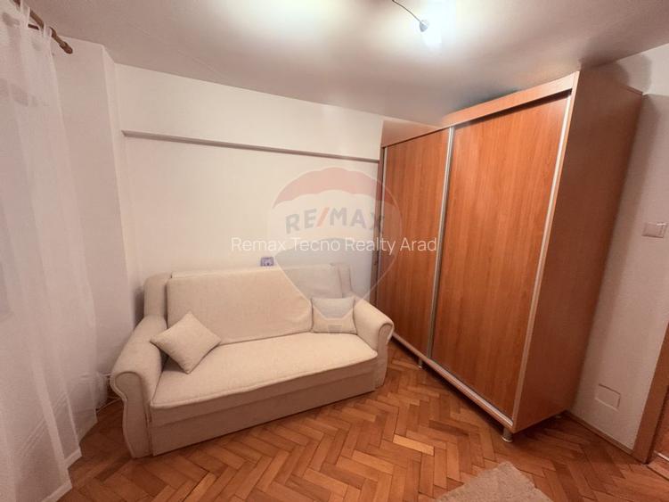Apartament cu 2 camere -parter, cu centrala proprie - 3