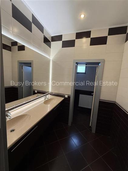 Spatii Birouri - 350 mp - zona centrala - 15