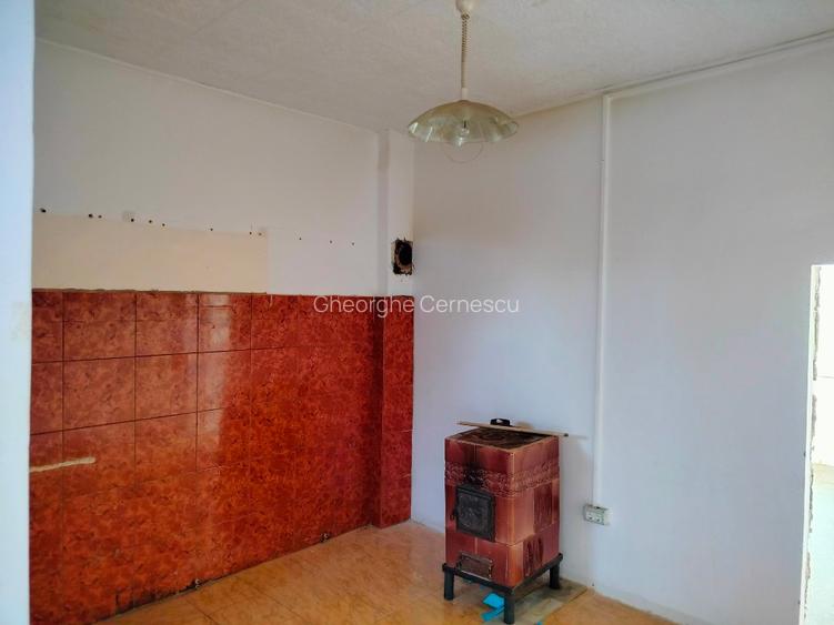 Proprietar vand garsoniera in Arad cu baie si bucatarie separate, SU 32 mp - neg - 2