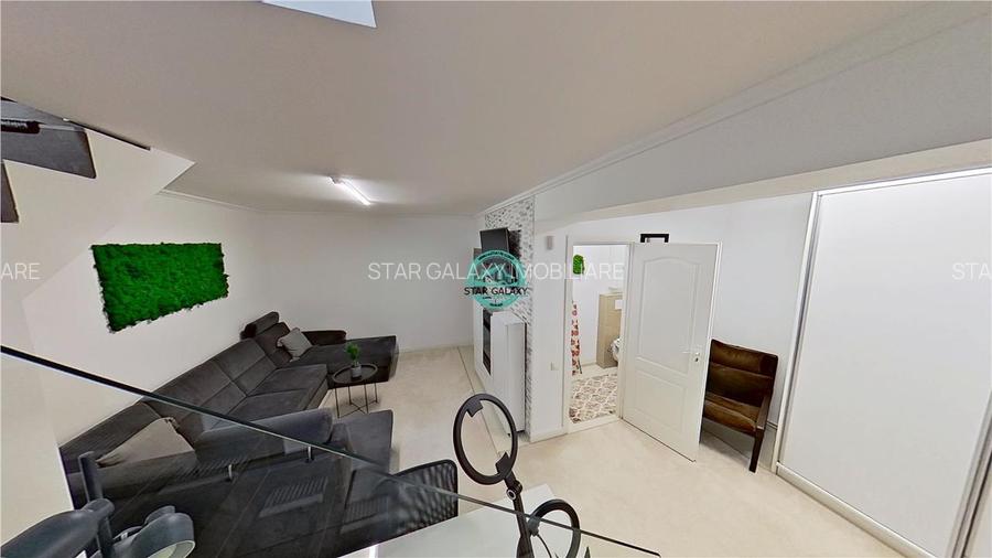 Vand apartament cu 4 camere in Vila, 2 bai, teren privat 114mp, str Papiul Ilari - 8