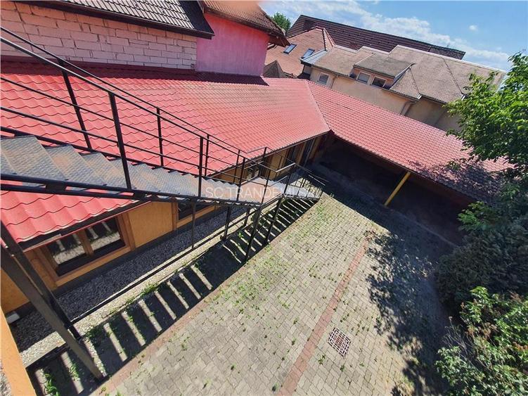 Vilă spațioasă D+P+M zona Terezian,  optima gradinita / sediu fir - 4