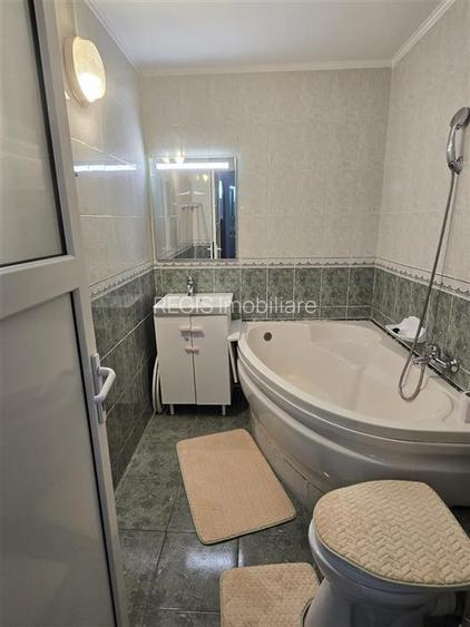 Apartament 3 camere la pret de 2 camere /  zona Gemenii - 8