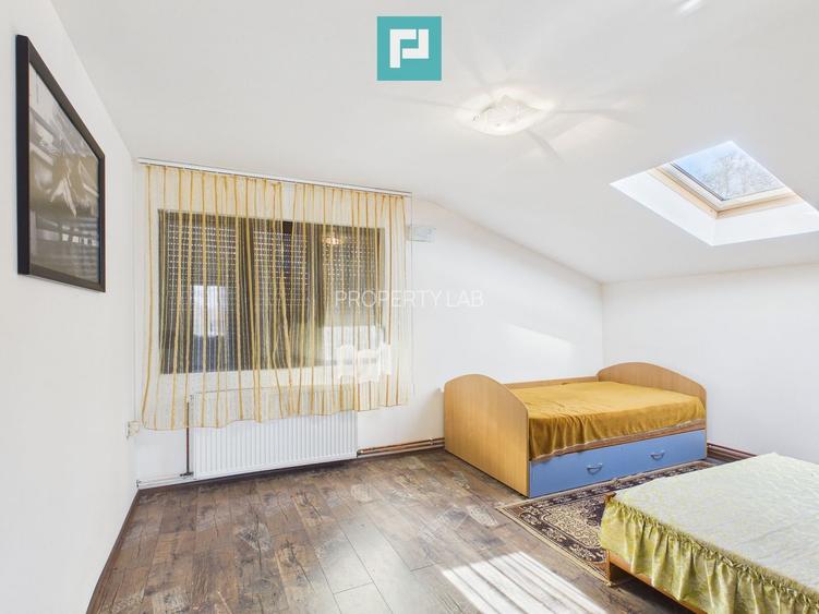 Cabană deosebită cu 4 camere în Căsoaia - 8