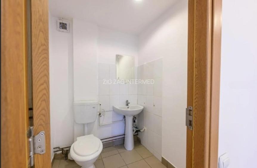 Delfinariu, cladire P+1 , spatiu depozitare 126 mp., curte 463 mp. - 13