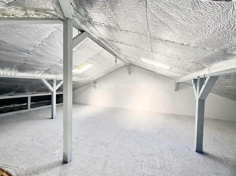 Vila | 5 camere | Curte 220  mp  | metrou 15 min - 10