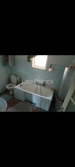 De vânzare O casa ín loc.Turia casa 88mp teren 10 mp  - 5