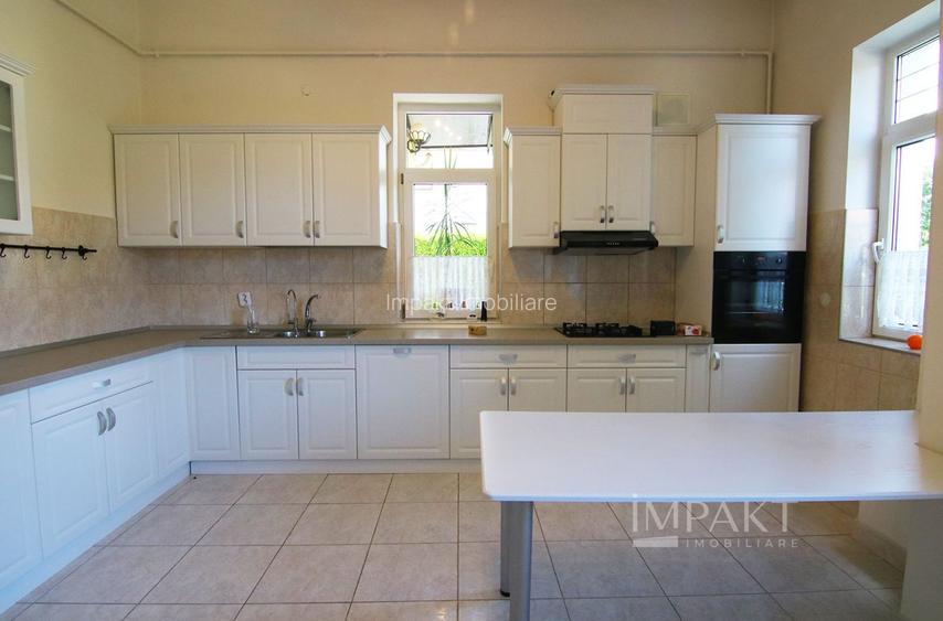 Casa individuala situata la 2 minute de Parcul Engels ! - 8