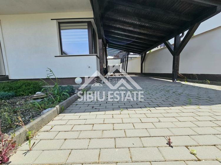 Casa mobilata 4 camere, 2 bai, curte si carport - 14