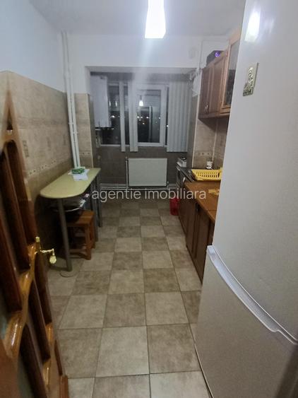 Apartament doua camere cu centrala gaze  zona Far-Abator - 15