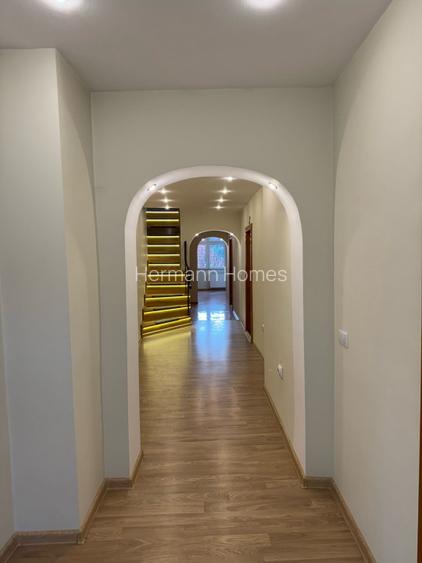 Spatiu de birouri - curte - 120 mpu - zona ultracentrala  - 2