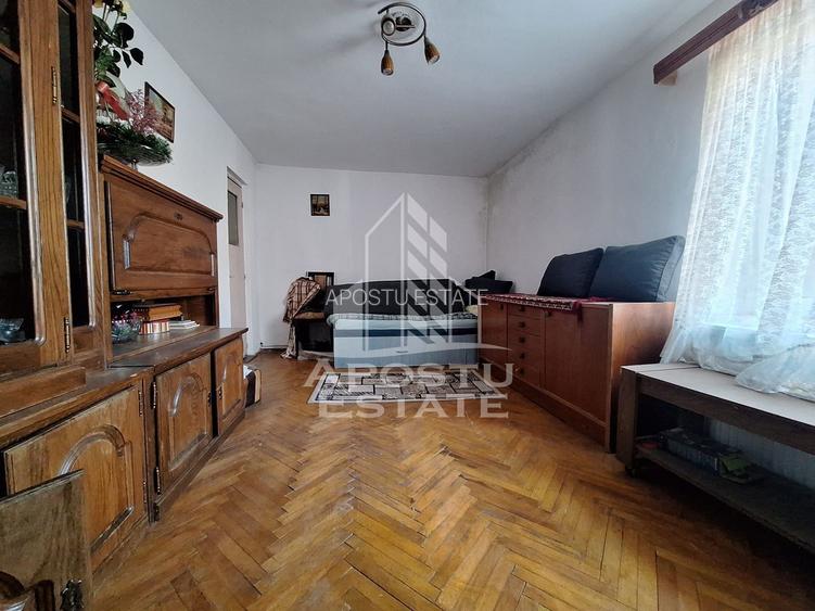 Casa individuala cu 5 camere si terasa, zona linistita Sanicolaul Mic - 4