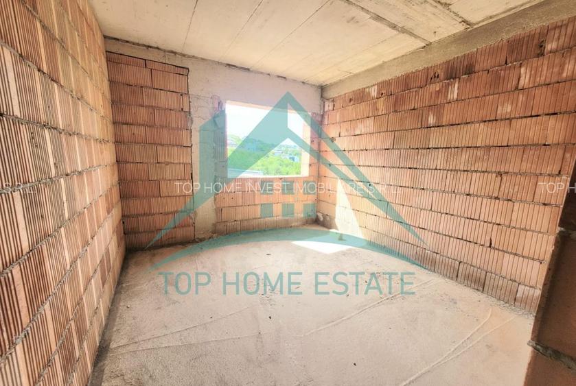 Duplex de vanzare intr-o zona retrasa in Dezmir! - 7