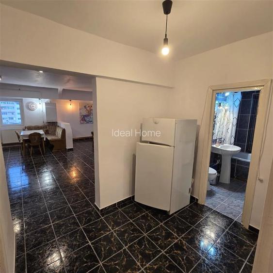 Cug - Selgros - 3 Camere Decomandat - Etaj Intermediar -Bloc 1990 - 80 Mp - 5