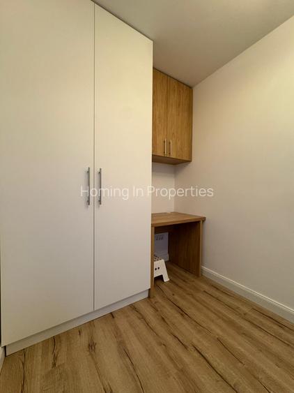 Duplex 3 Camere cu vedere spre Sala Palatului RO+EN - 17