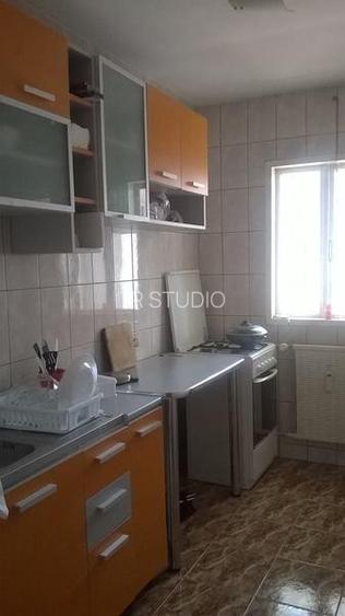 Vanzare garsoniera decomandata Pantelimon / Cimitirul Armenesc bloc dupa 1980 - 2