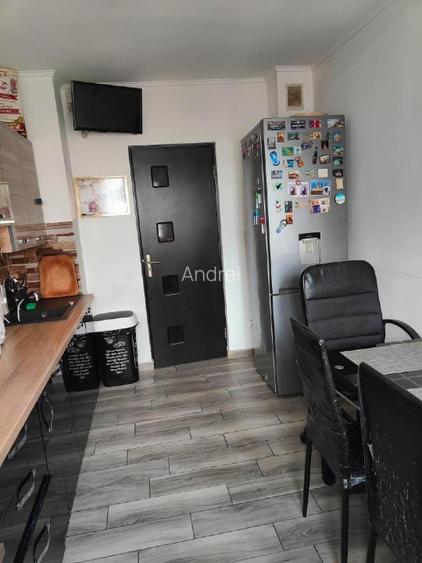 Apartament 3 camere, decomandat, loc de parcare inclus - 14