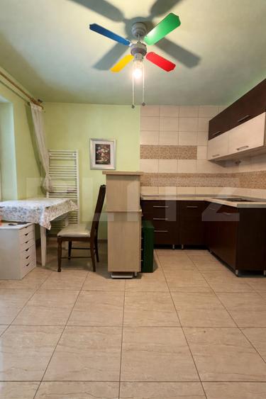 Apartament 3 camere, 70 mp, Sângeorgiu de Mureș, zonă Semicentrală