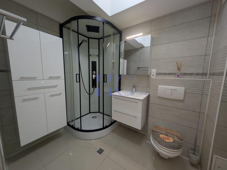 Apartament 3 camere de închiriat. Complet mobilat și utilat.