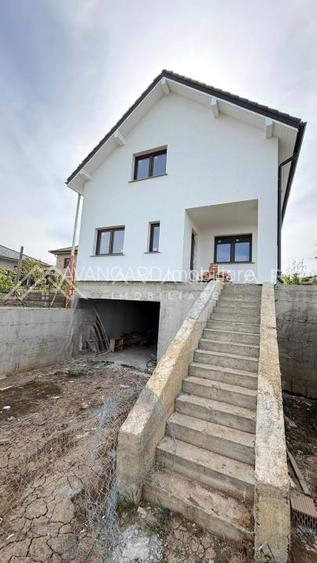 Casa individuala Jucu de Sus, garaj+2parcari, 3 dormitoare, 3 bai, gradina - 4