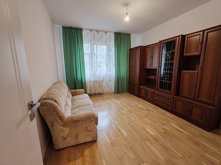 Apartament 2 camere liber la vanzare zona Centrul Civic