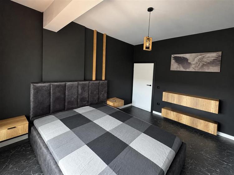 Apartament modern 3 camere cu balcon si loc de parcare zona Ciresica