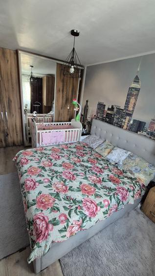 Apartament 3 camere Onix-Grivitei,renovat lux,decomandat,145000 Euro