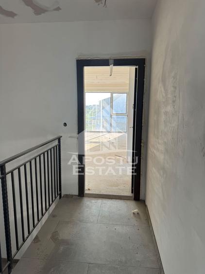 Apartament in Ghiroda tip PENTHOUSE la doar 5 minute de Timisoara