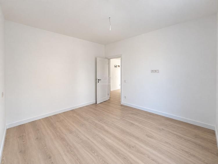 Apartament nou etaj 1 zona Eso.  Finisaje premium. Loc de parcare.